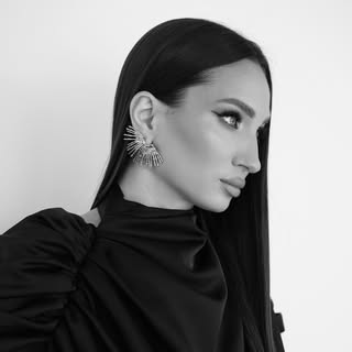 Lash Artist & Trainer | London